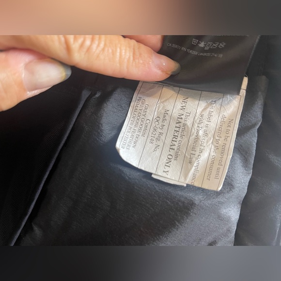 Lululemon Down For It All Jacket Black Wmn Size 2 - Picture 14 of 14